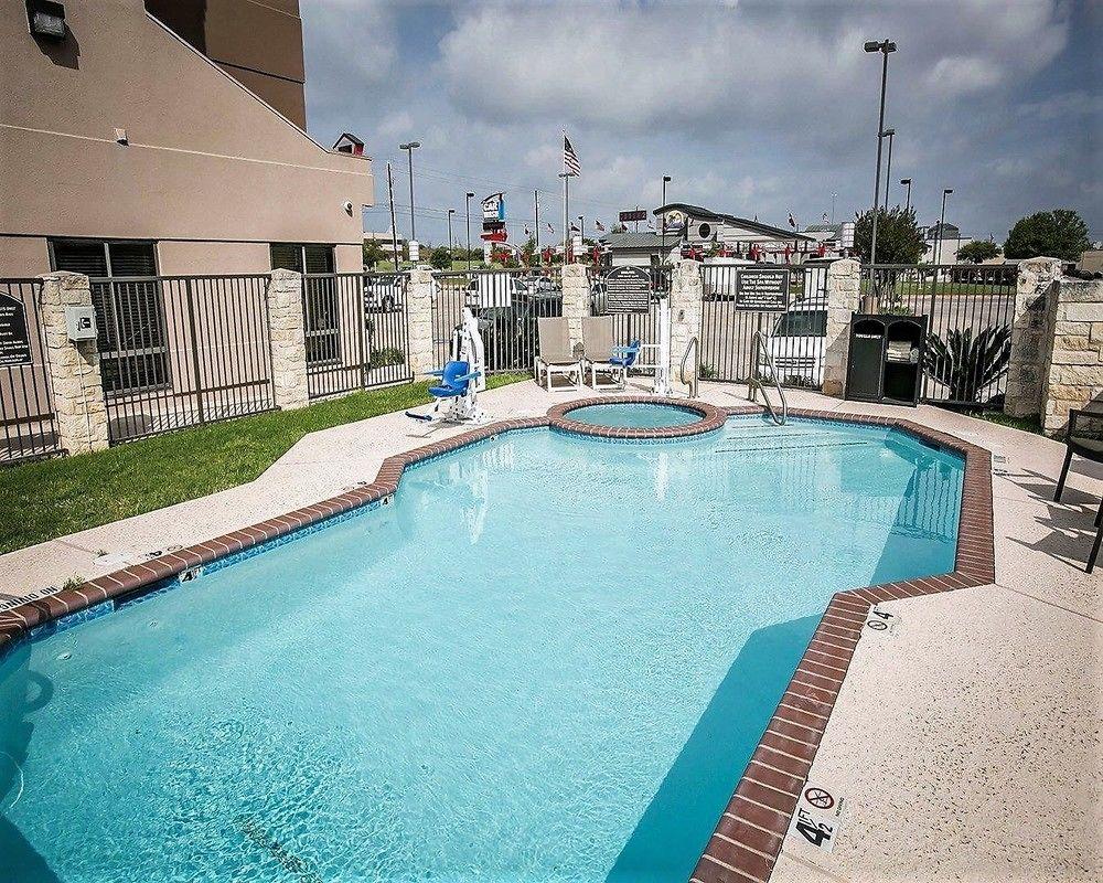 Comfort Suites Austin Nw Lakeline Extérieur photo