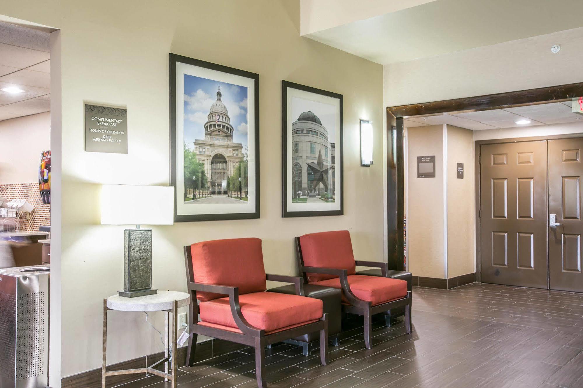 Comfort Suites Austin Nw Lakeline Extérieur photo
