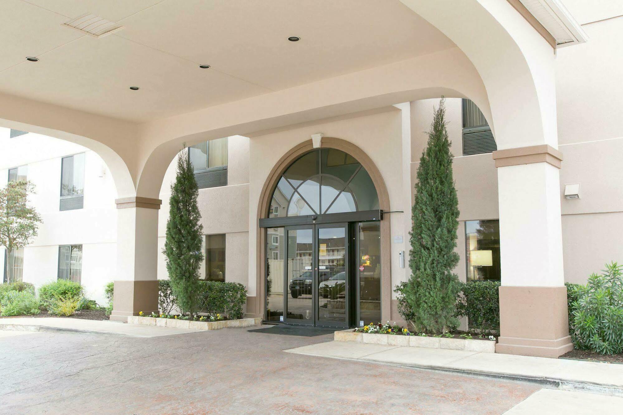 Comfort Suites Austin Nw Lakeline Extérieur photo